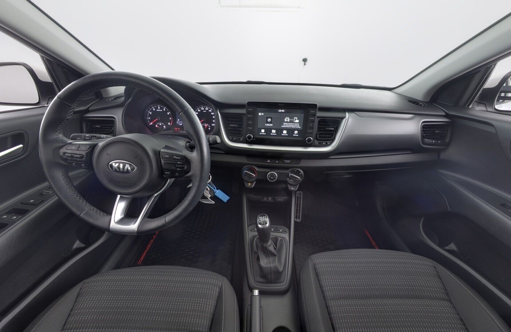 Kia Stonic iso kuva 2