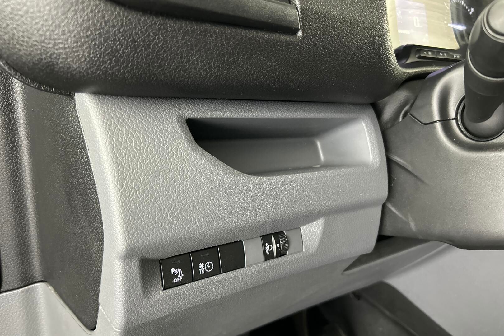 Toyota Proace iso kuva 18