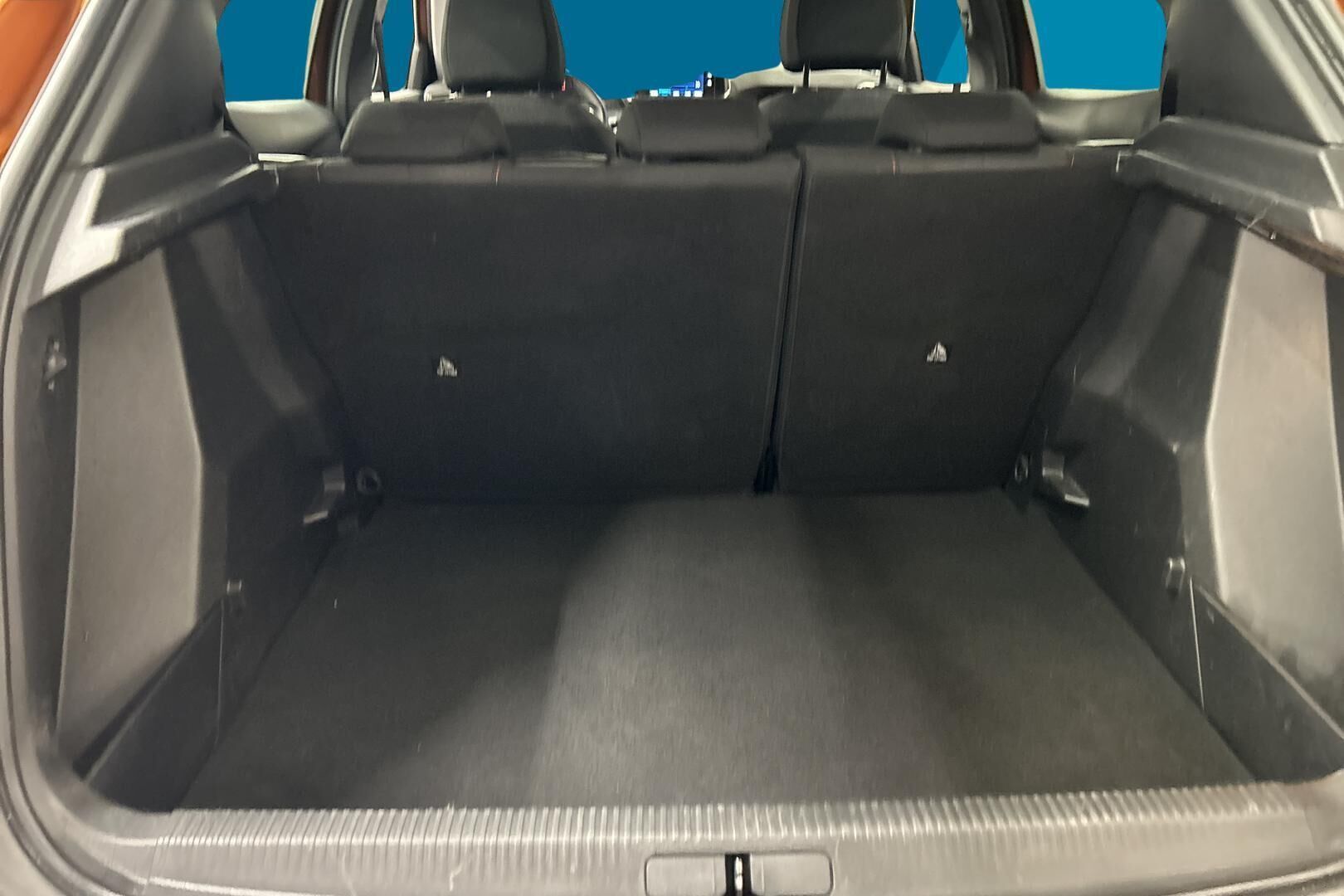 Peugeot 2008 iso kuva 12
