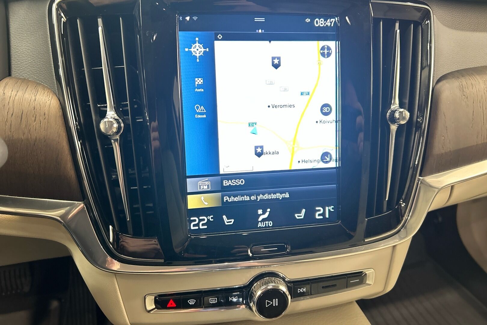 Volvo S90 iso kuva 15