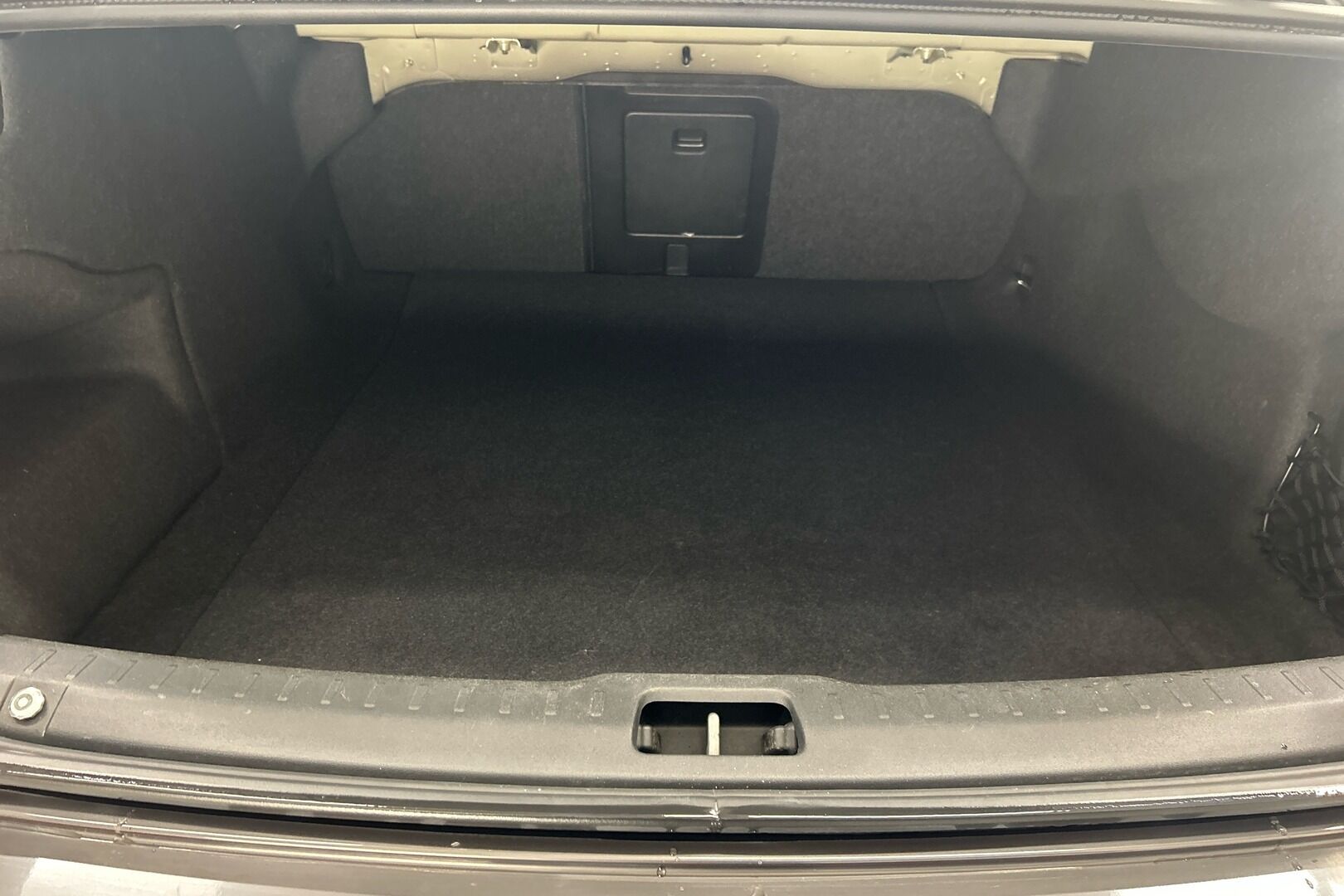 Volvo S90 iso kuva 6