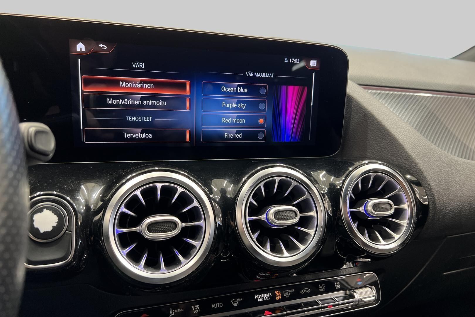 Mercedes-Benz B iso kuva 12