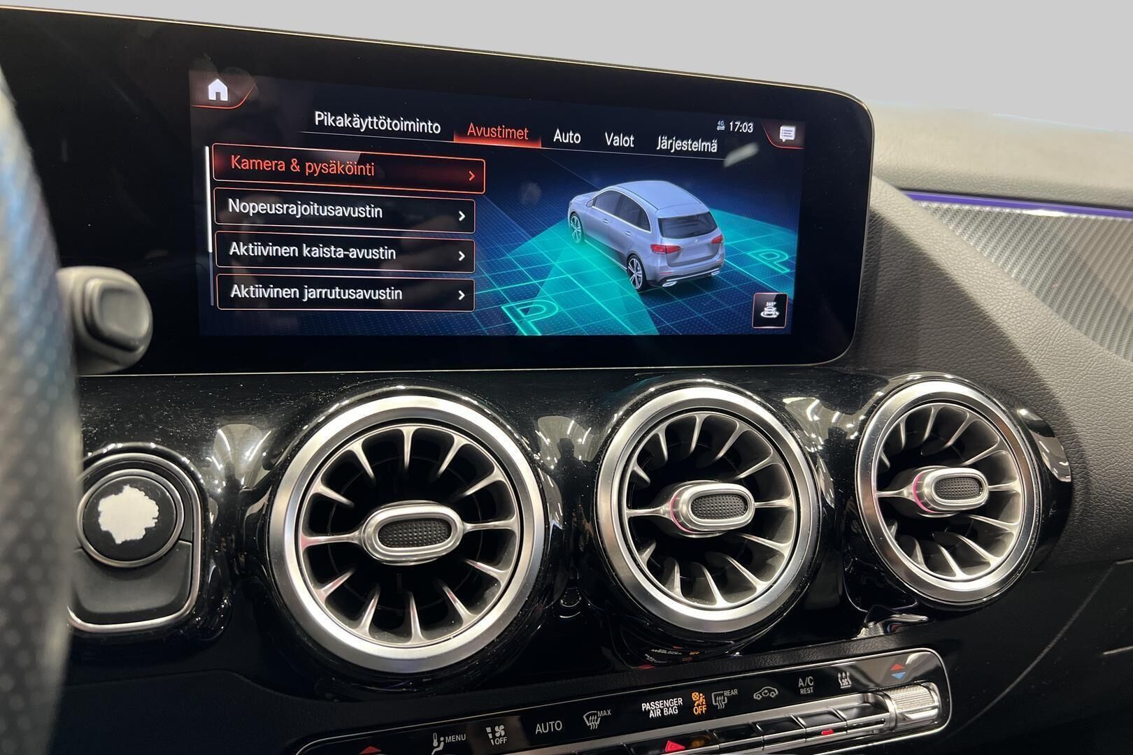 Mercedes-Benz B iso kuva 14