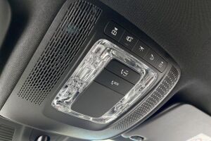 Mercedes-Benz B esikatselu 40