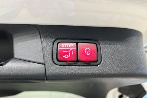 Mercedes-Benz B esikatselu 42