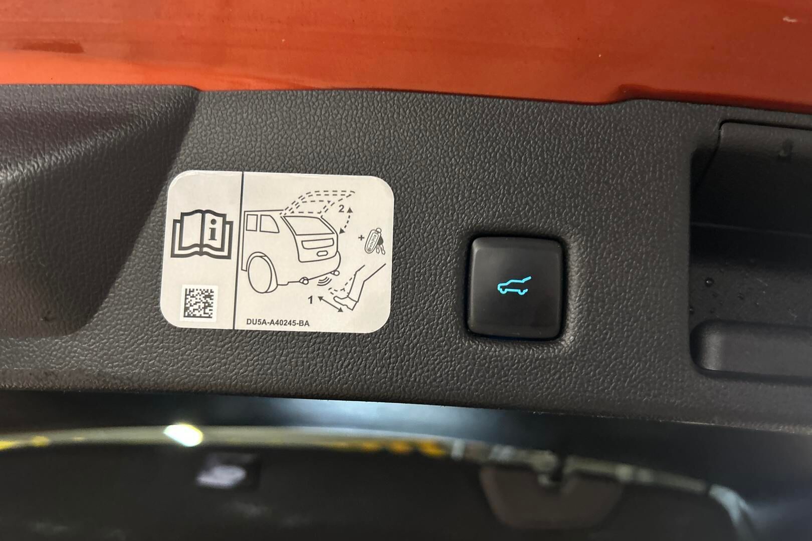 Ford Kuga iso kuva 15