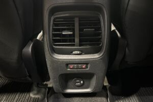 Ford Kuga esikatselu 16