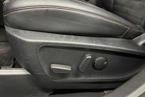 Ford Kuga esikatselu 17