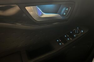 Ford Kuga esikatselu 24