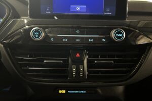 Ford Kuga esikatselu 32