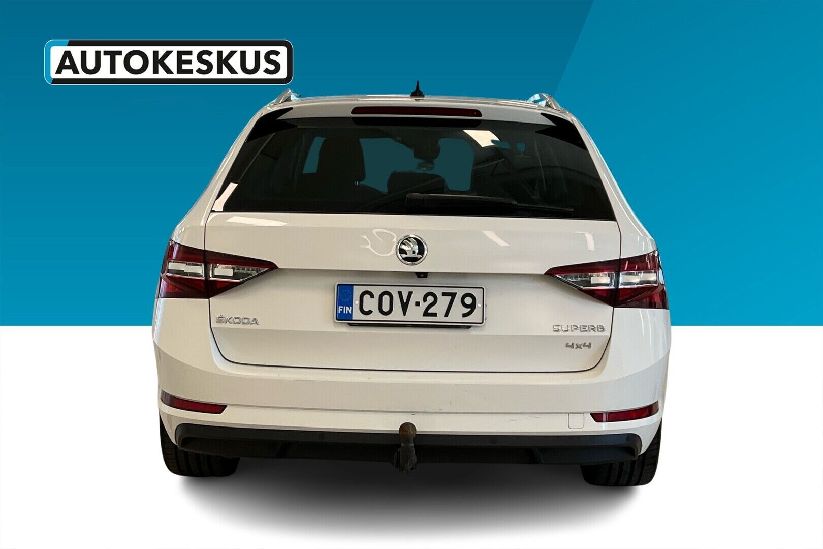 Skoda Superb iso kuva 3