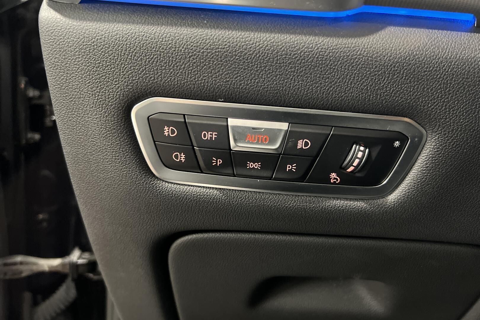 BMW X5 iso kuva 29