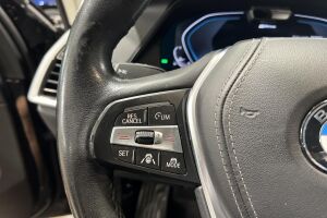 BMW X5 esikatselu 21