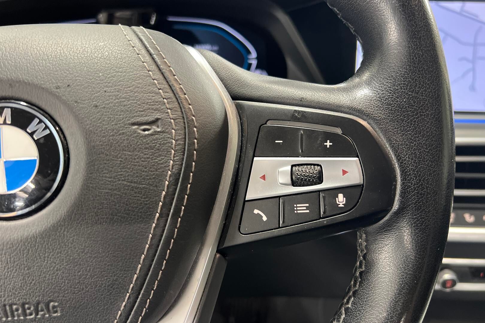 BMW X5 iso kuva 22
