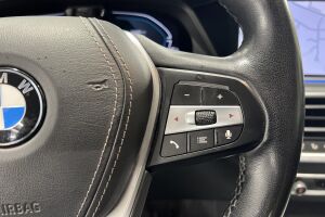 BMW X5 esikatselu 22
