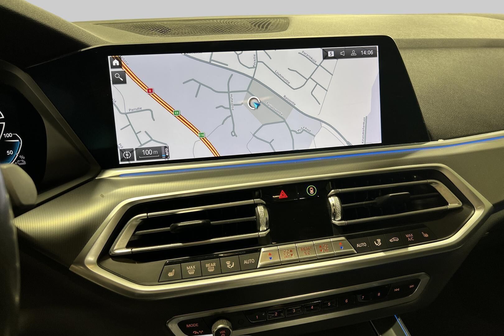 BMW X5 iso kuva 24
