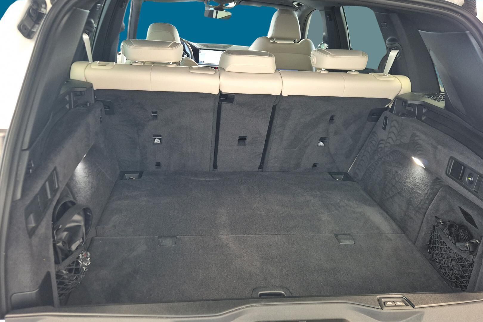 BMW X5 iso kuva 12