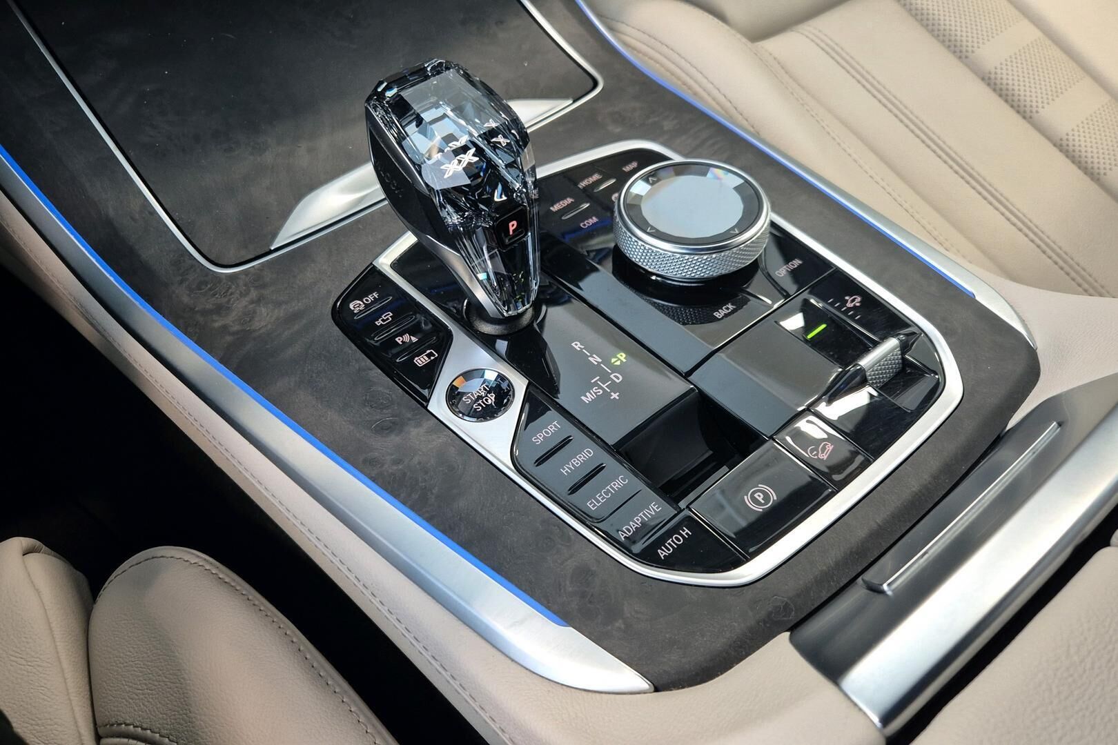 BMW X5 iso kuva 17
