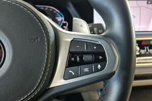 BMW X5 esikatselu 18