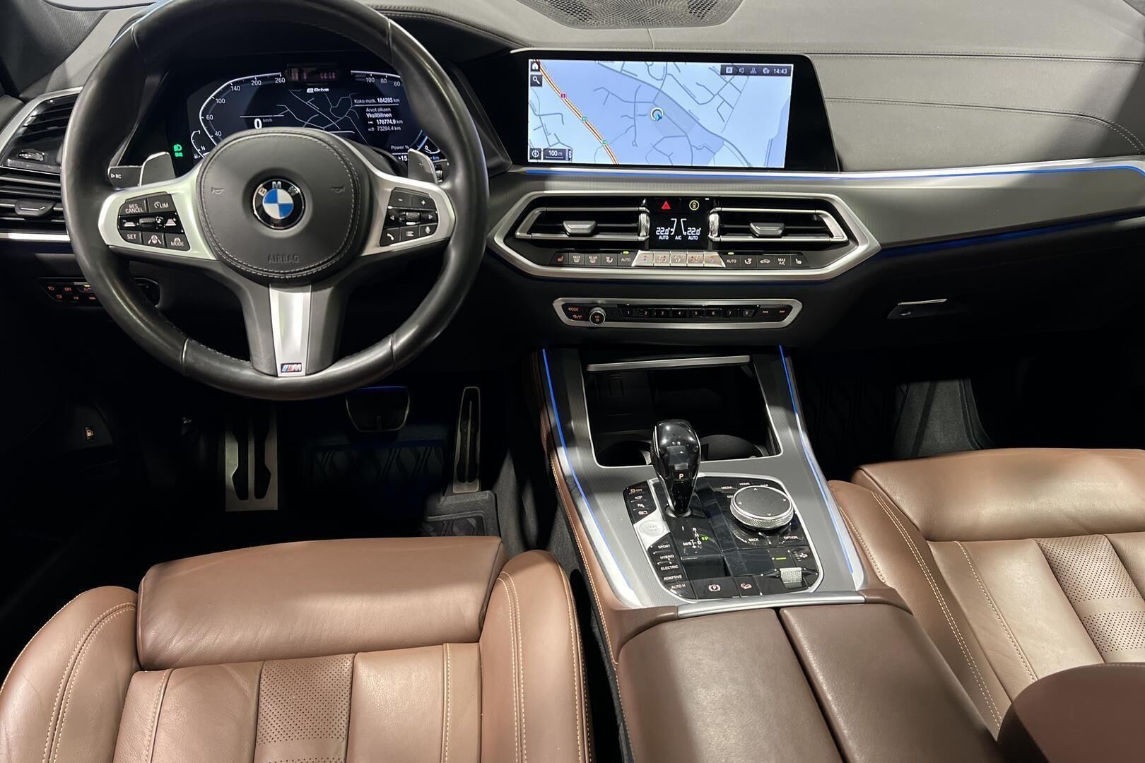 BMW X5 iso kuva 8