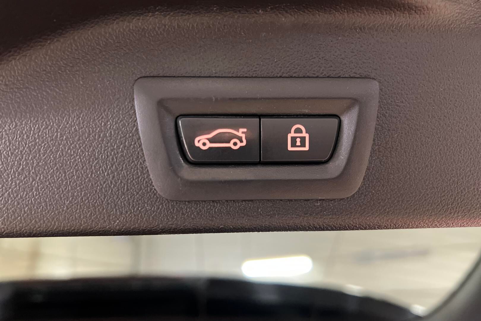 BMW X5 iso kuva 10