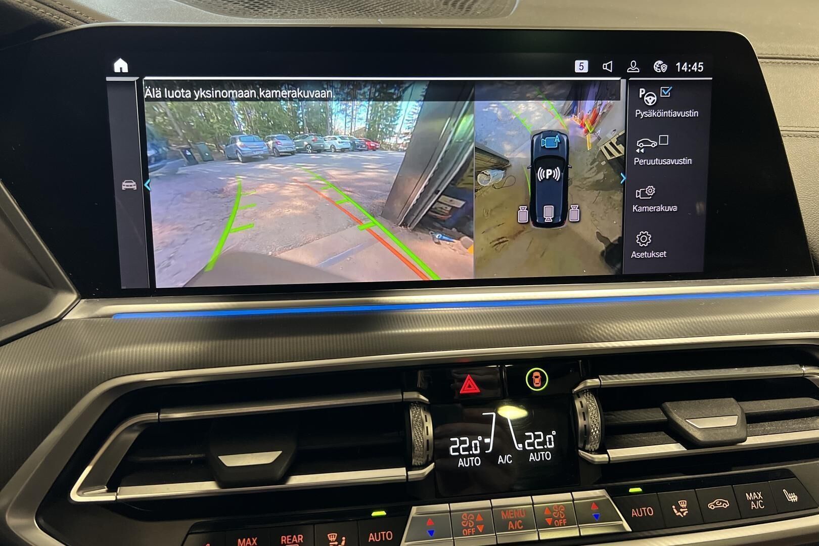 BMW X5 iso kuva 16