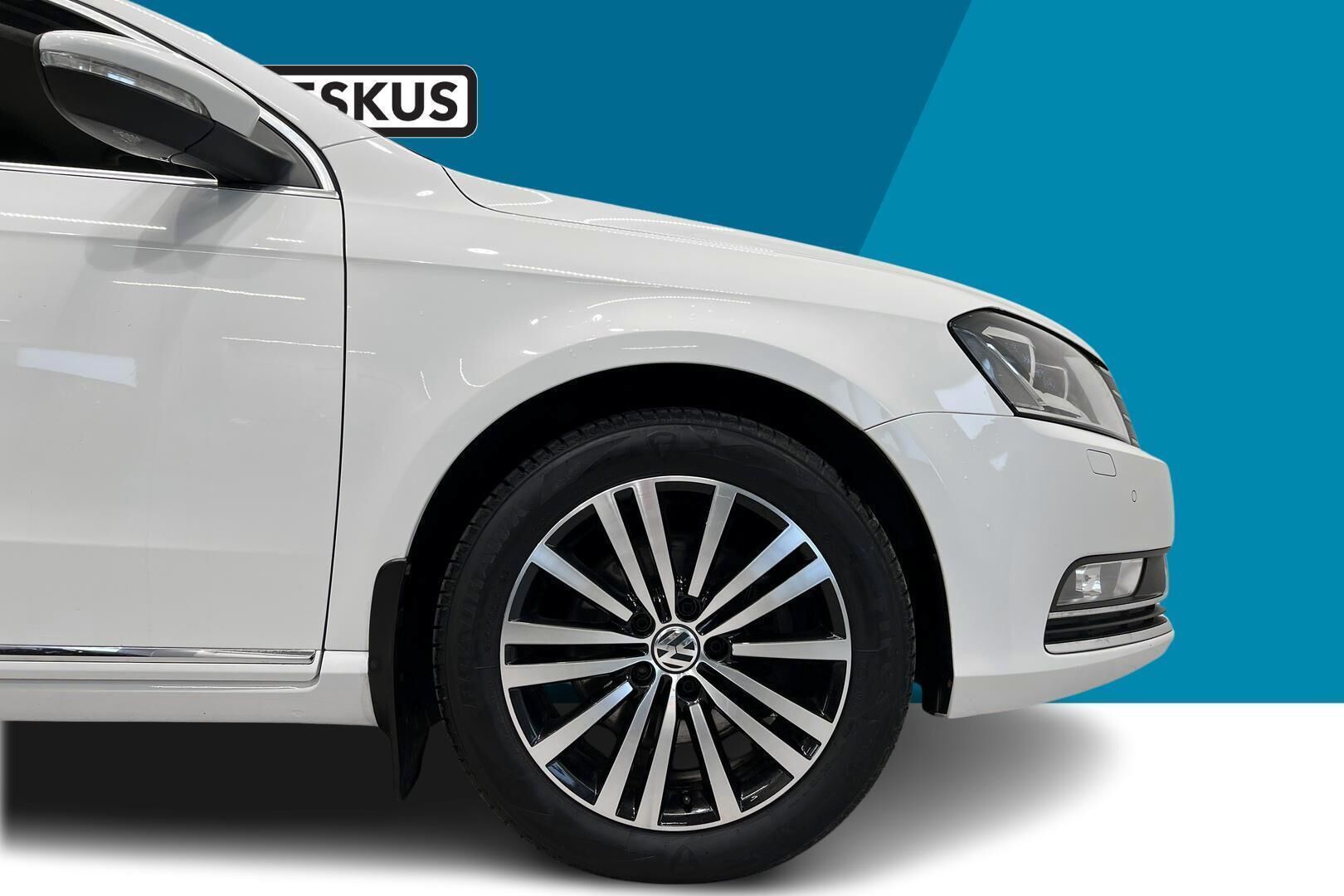Volkswagen Passat iso kuva 13