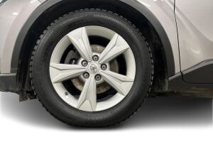 Toyota C-HR esikatselu 9