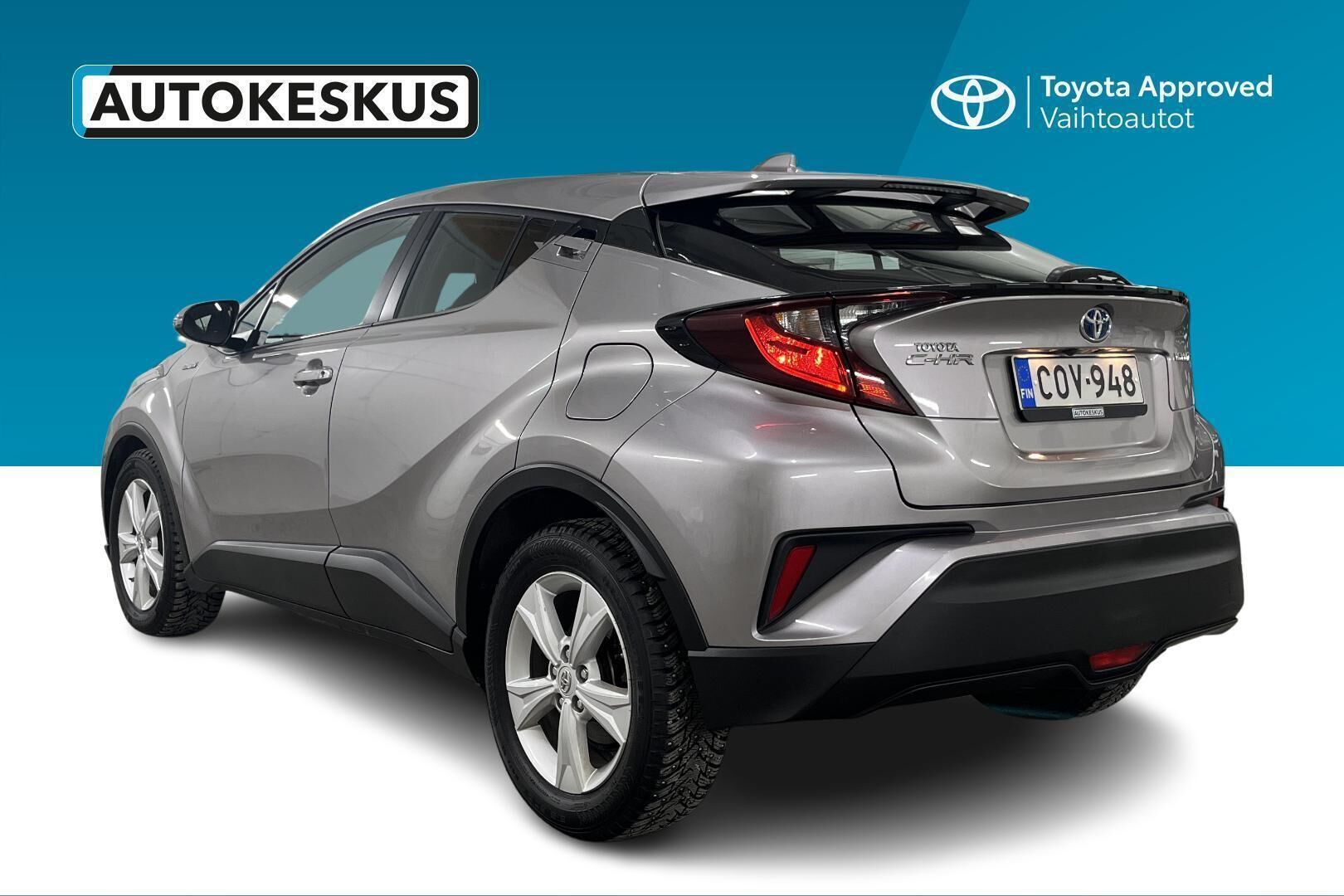 Toyota C-HR iso kuva 6