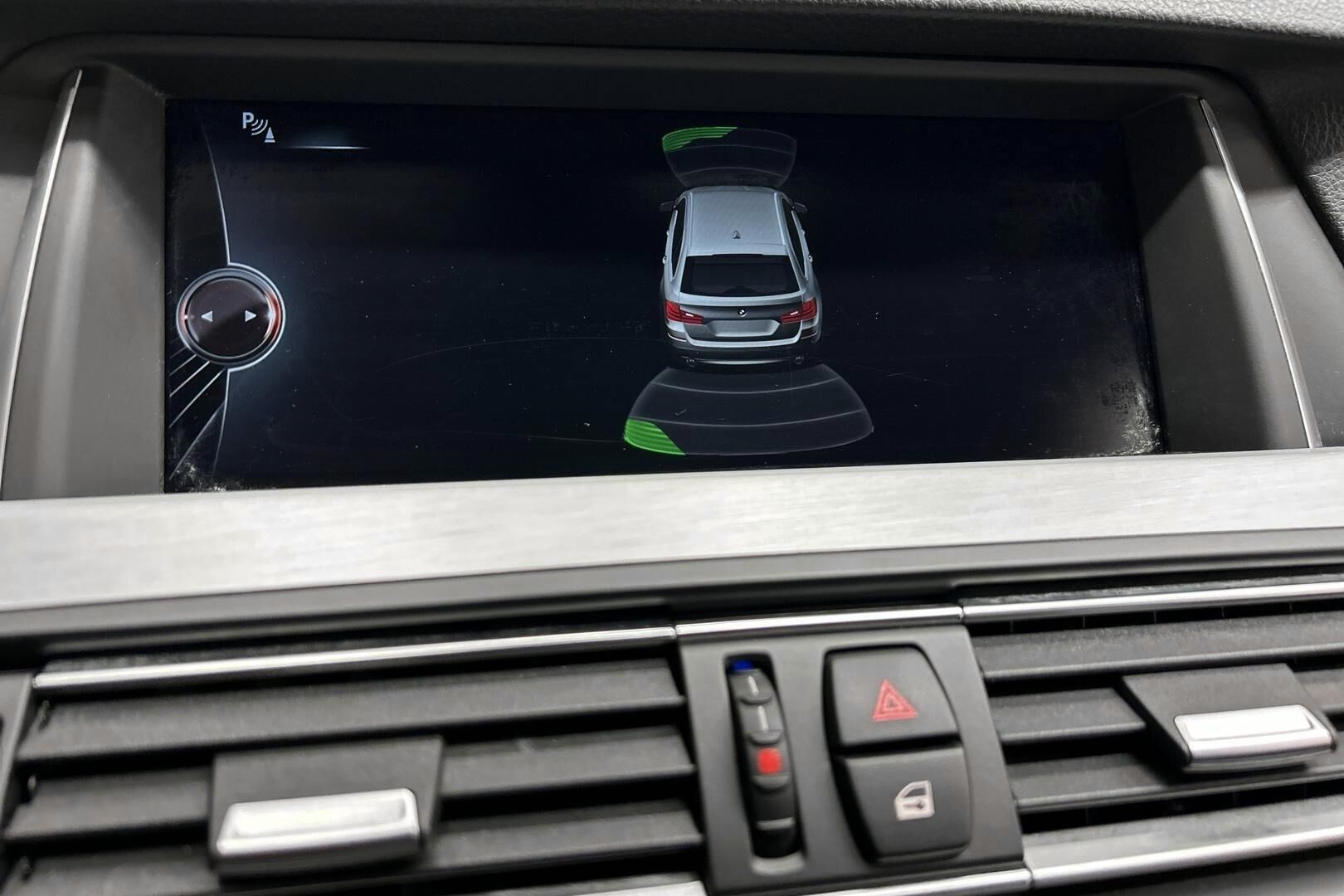 BMW 5-sarja iso kuva 16