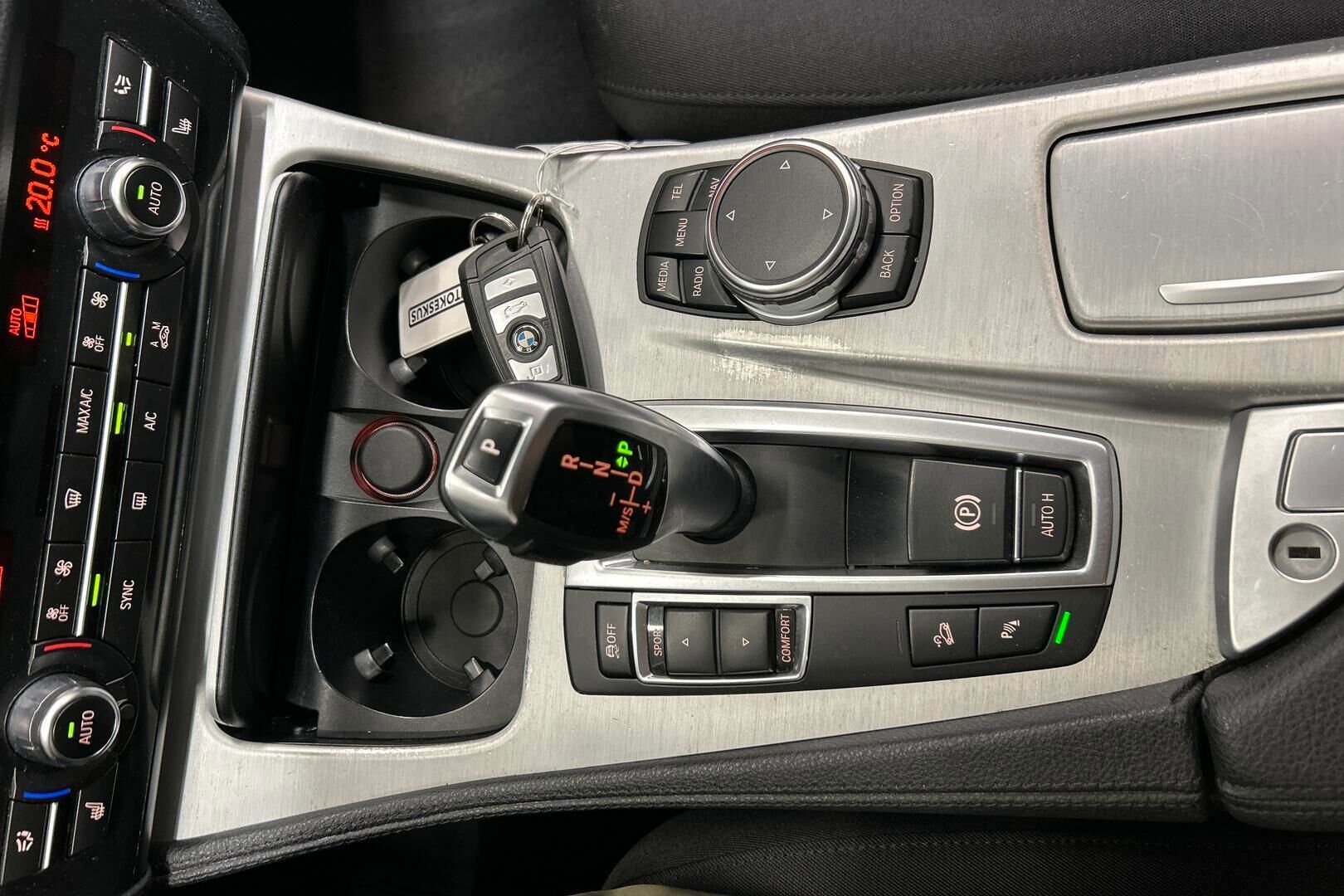 BMW 5-sarja iso kuva 18