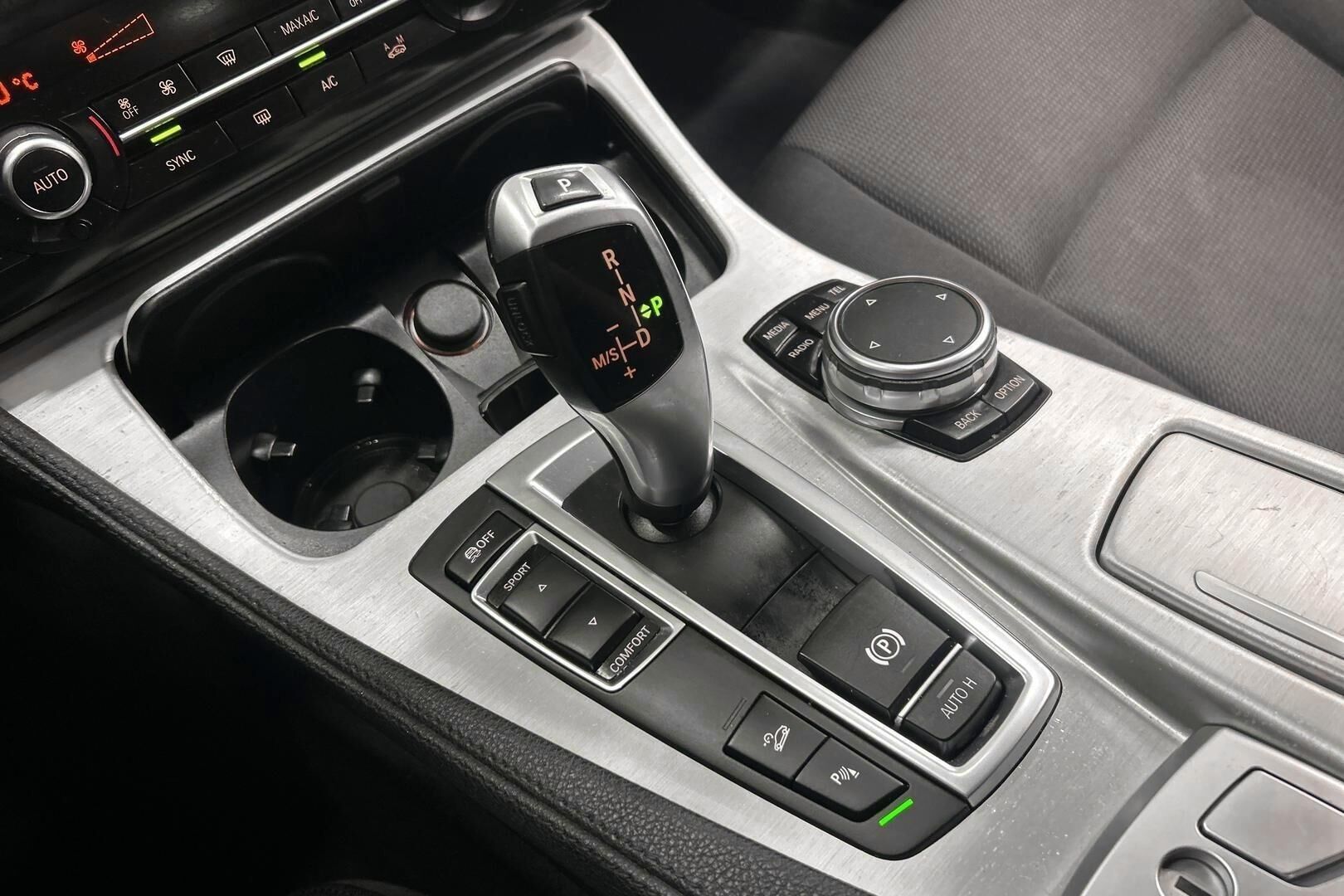 BMW 5-sarja iso kuva 20