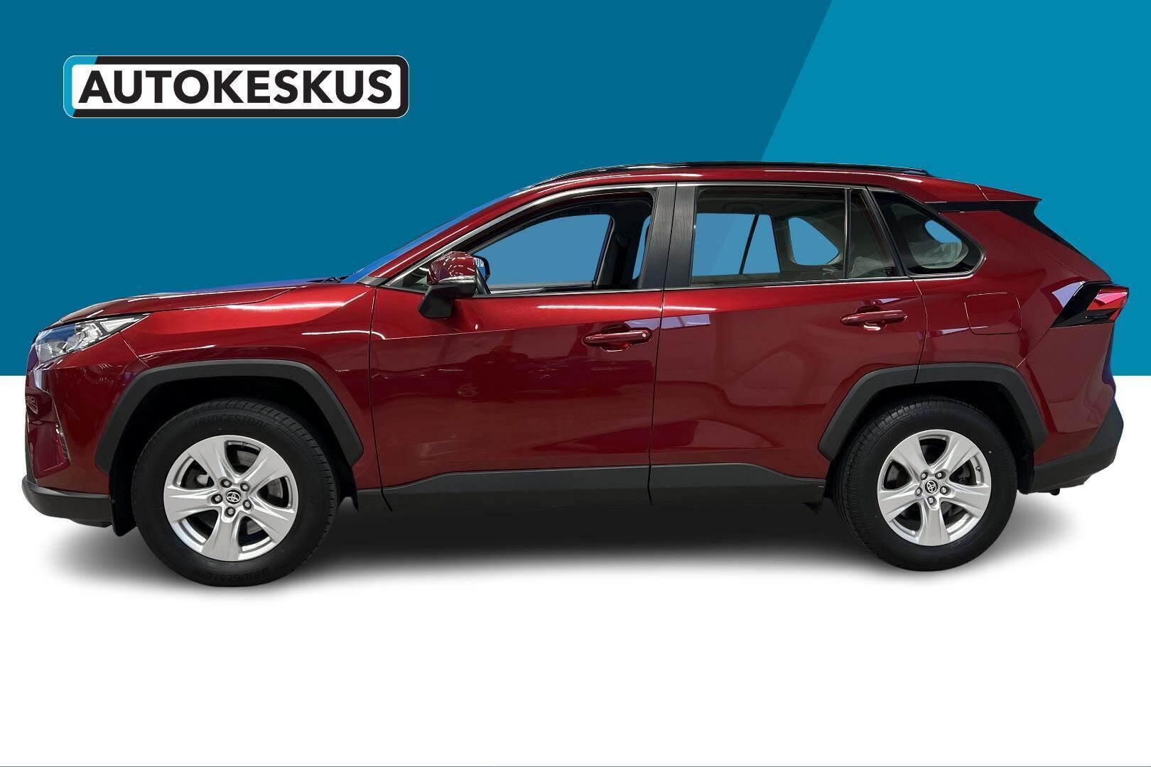 Toyota RAV4 iso kuva 7