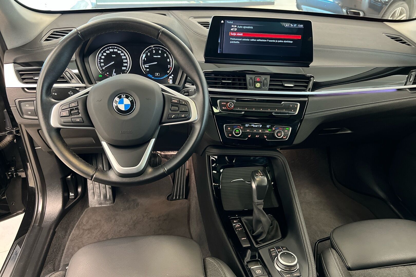 BMW X1 iso kuva 19