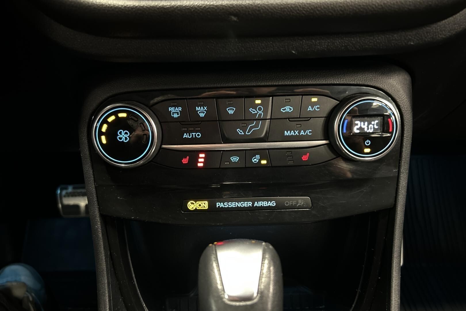 Ford Puma iso kuva 27