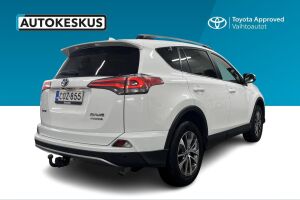 Toyota RAV4 esikatselu 4