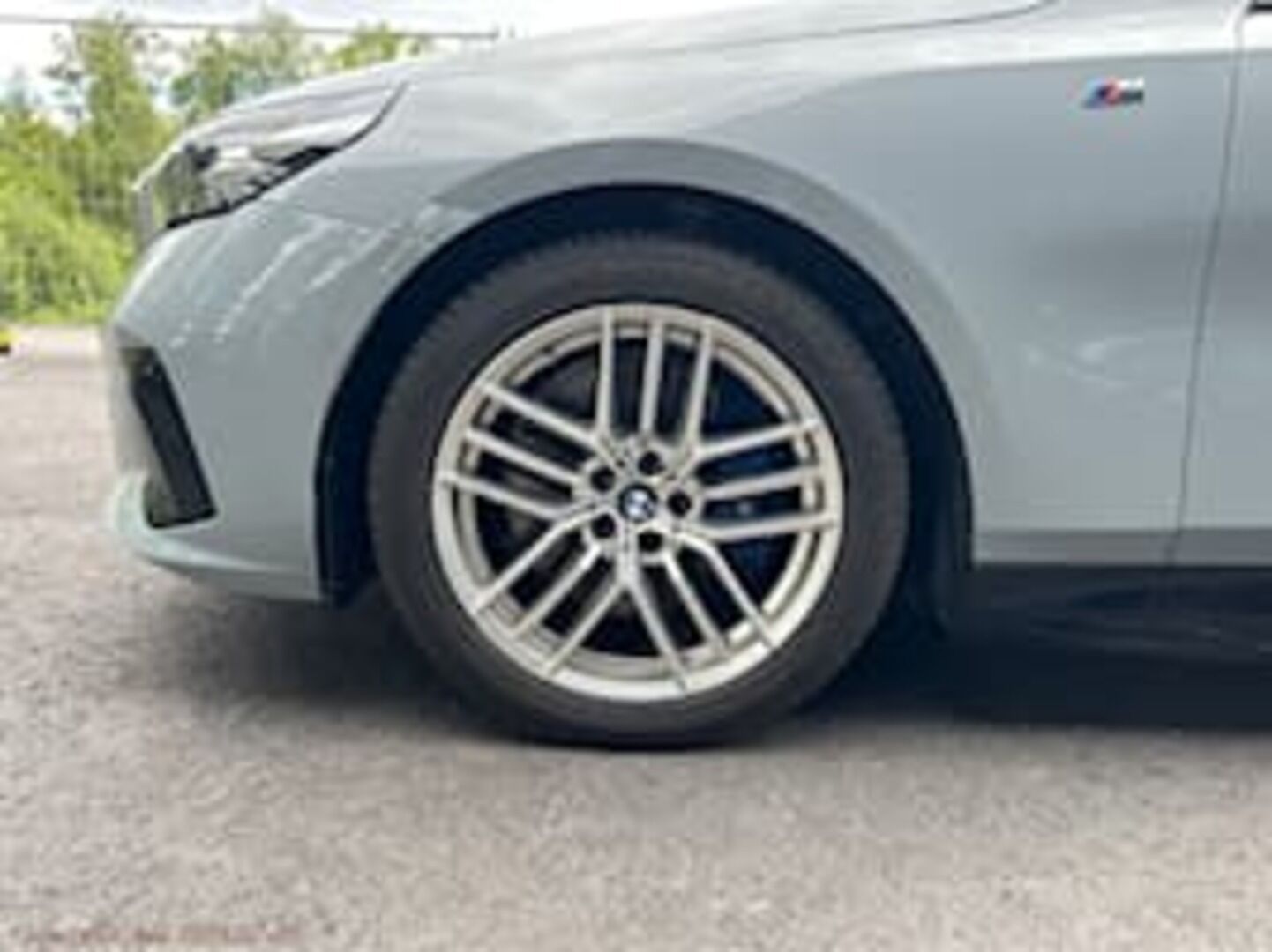 BMW I5 iso kuva 2