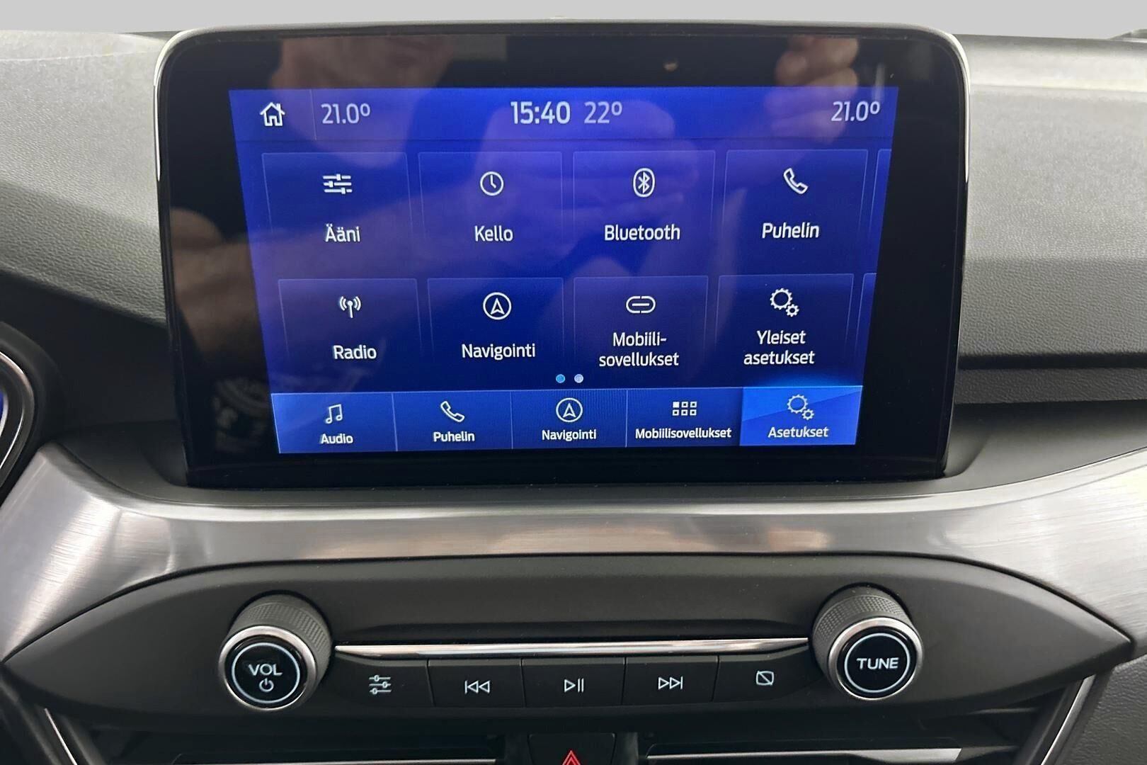 Ford Focus iso kuva 14