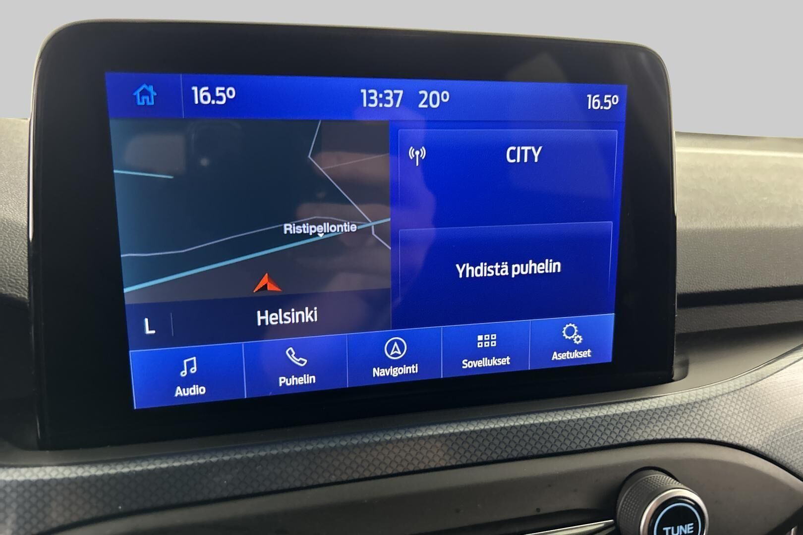 Ford Focus iso kuva 16