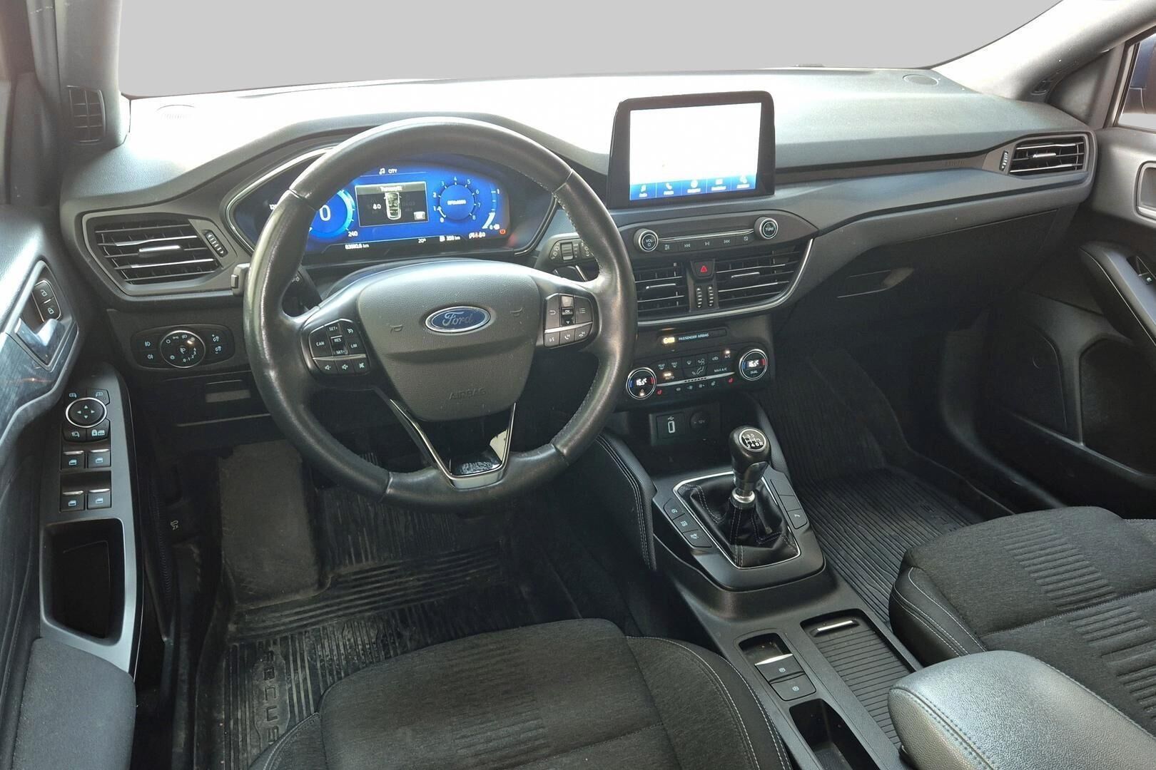 Ford Focus iso kuva 2