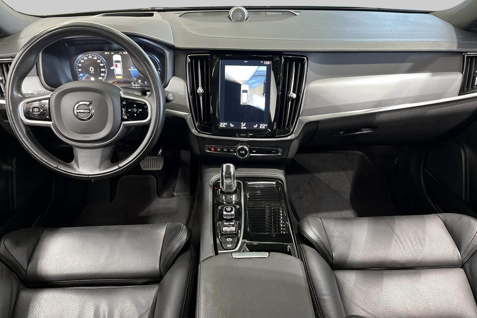Volvo V90 iso kuva 9