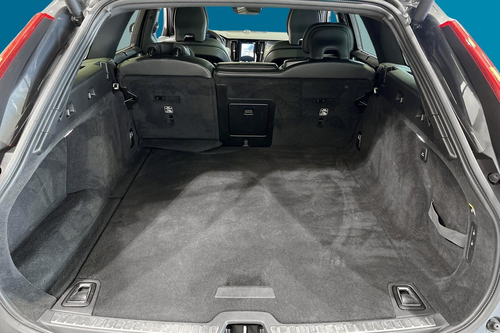 Volvo V90 iso kuva 26