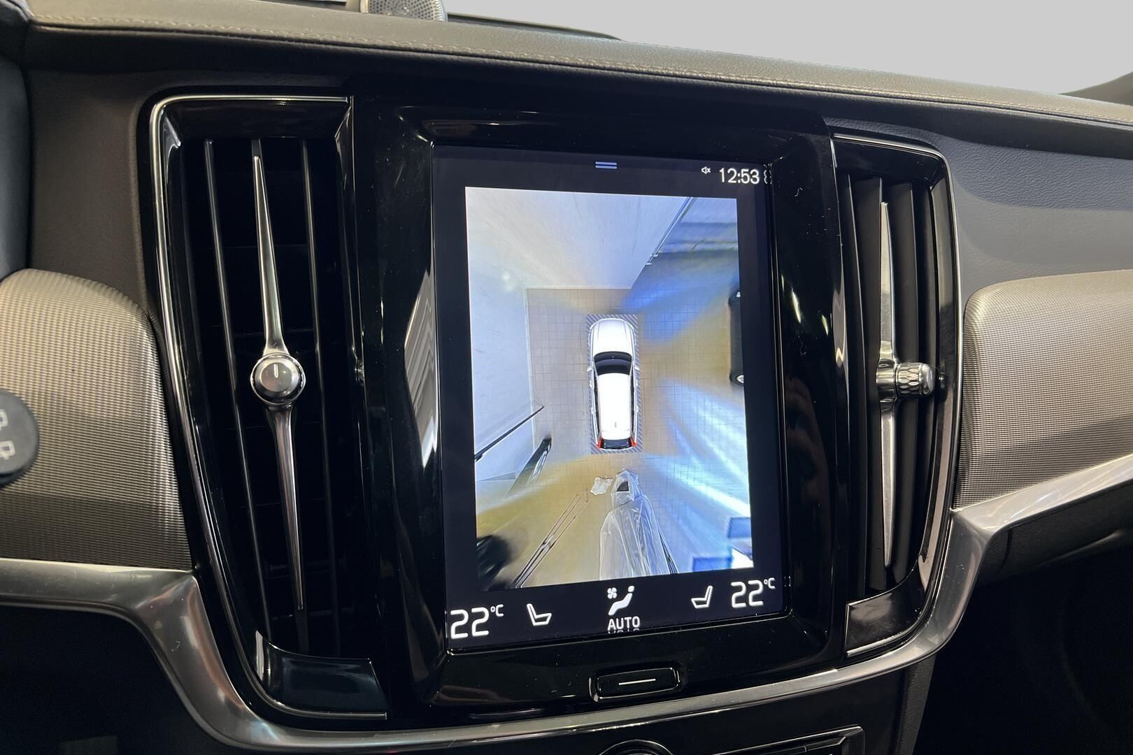 Volvo V90 iso kuva 27