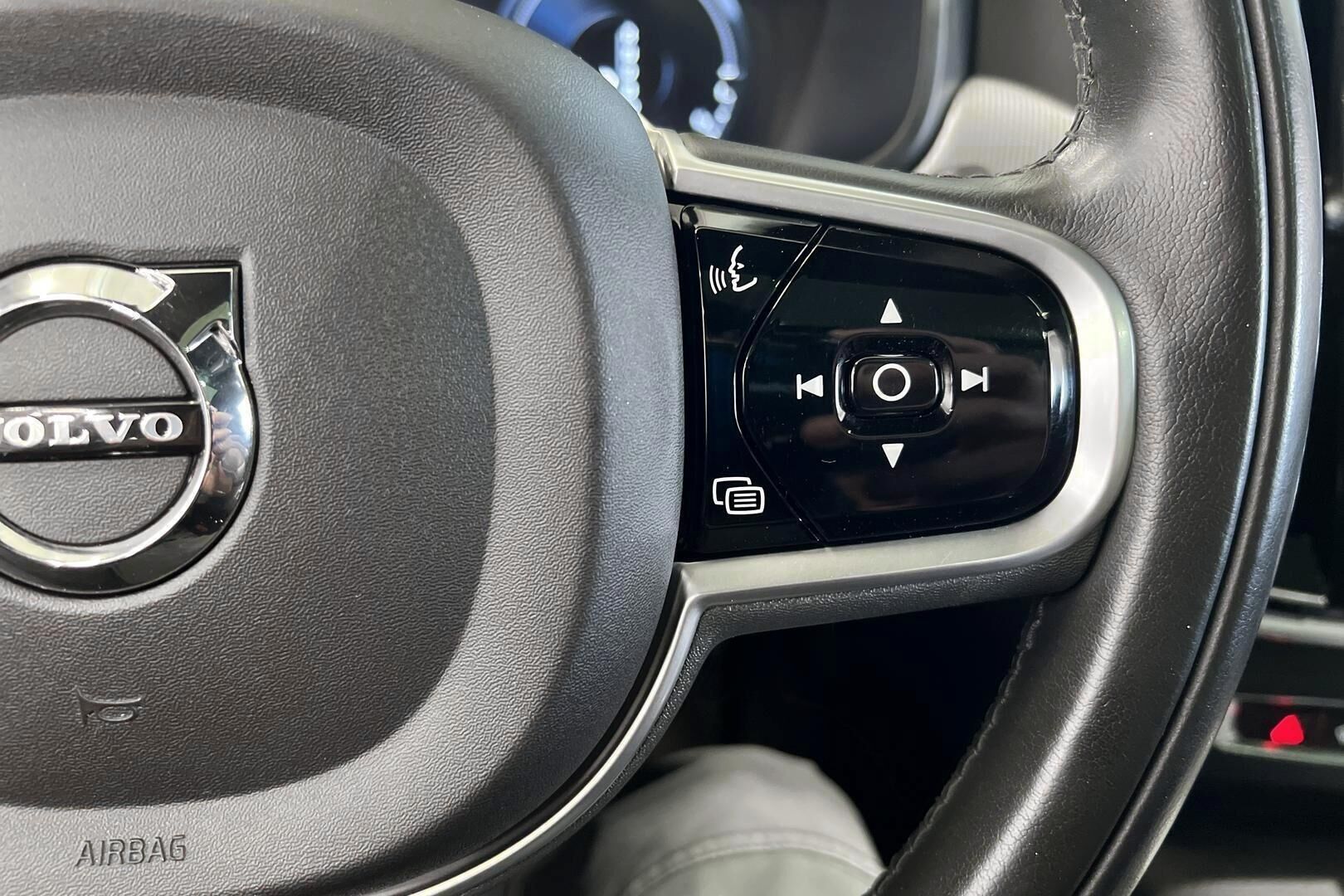 Volvo V90 iso kuva 16