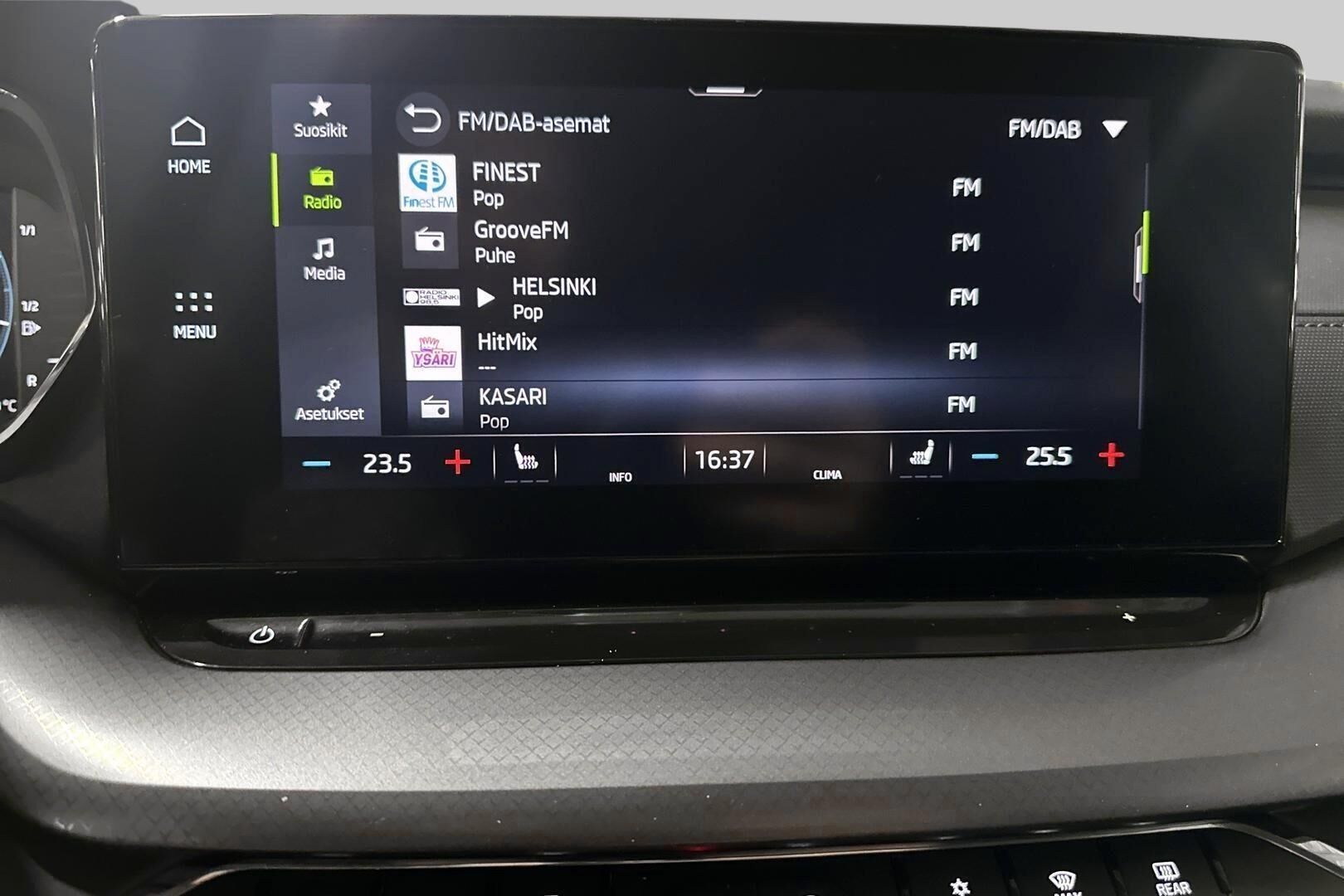 Skoda Octavia iso kuva 15