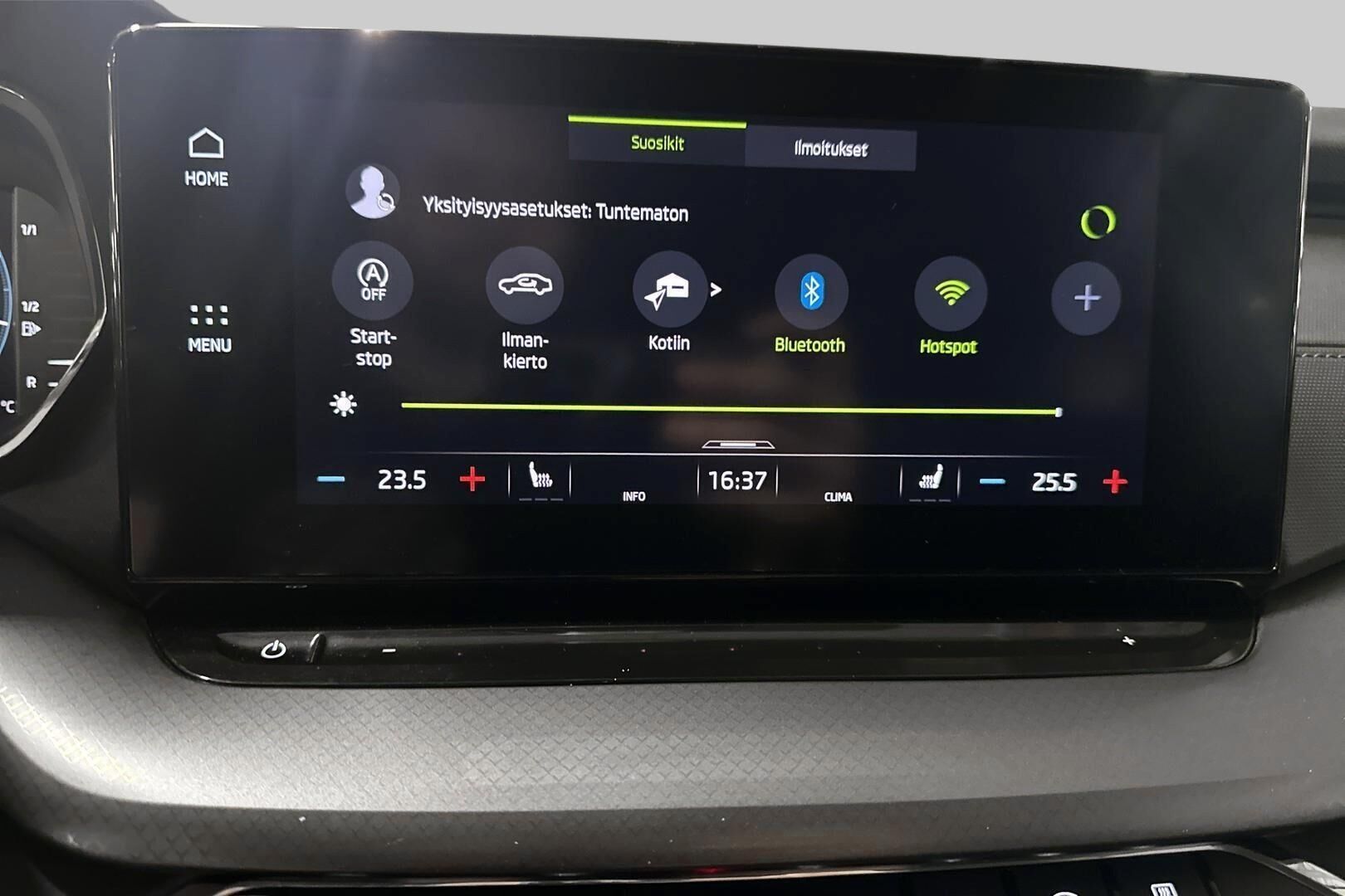 Skoda Octavia iso kuva 17