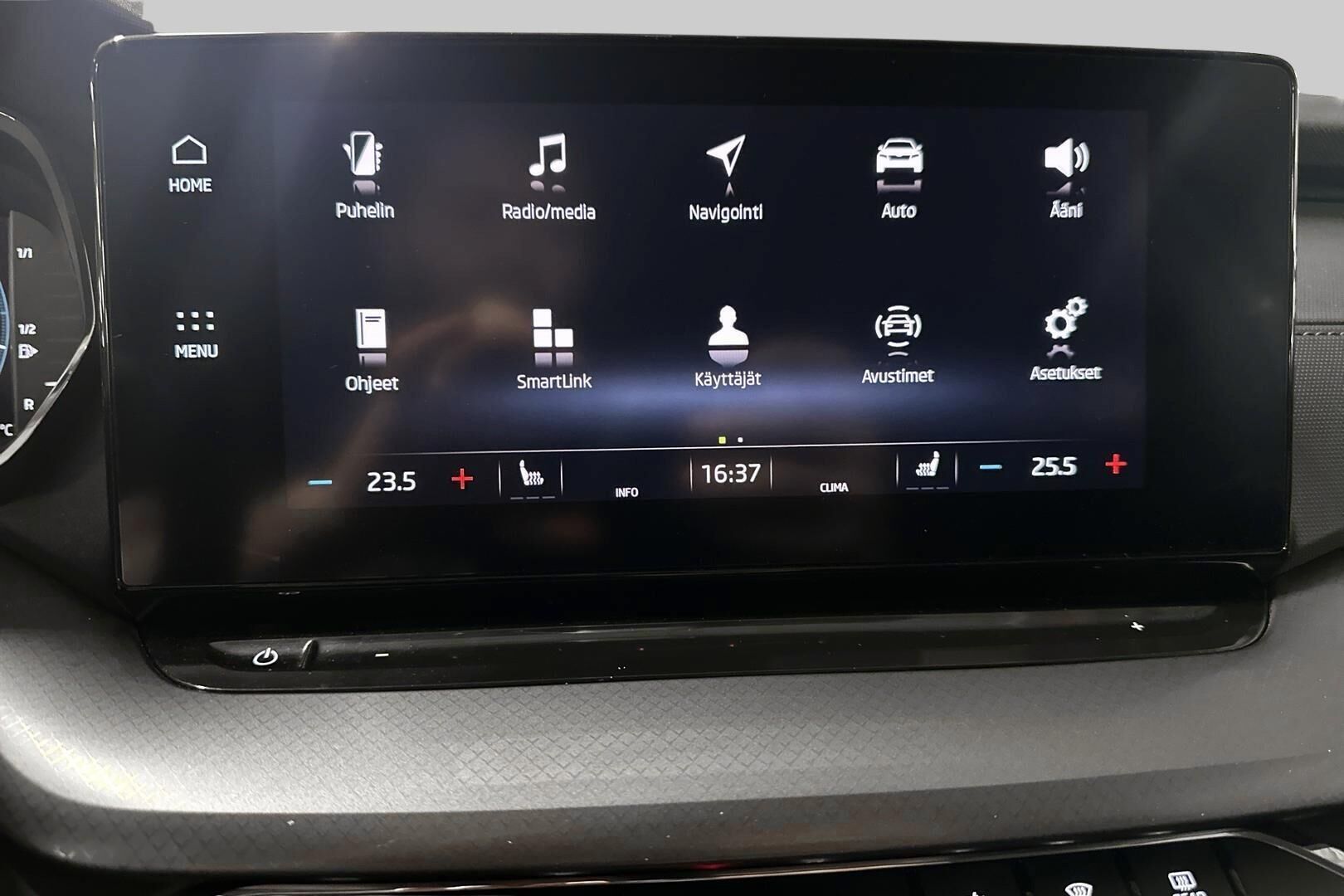 Skoda Octavia iso kuva 18
