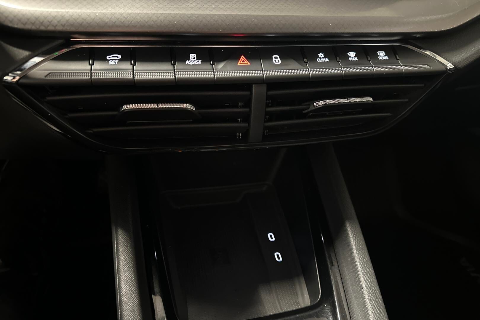 Skoda Octavia iso kuva 20
