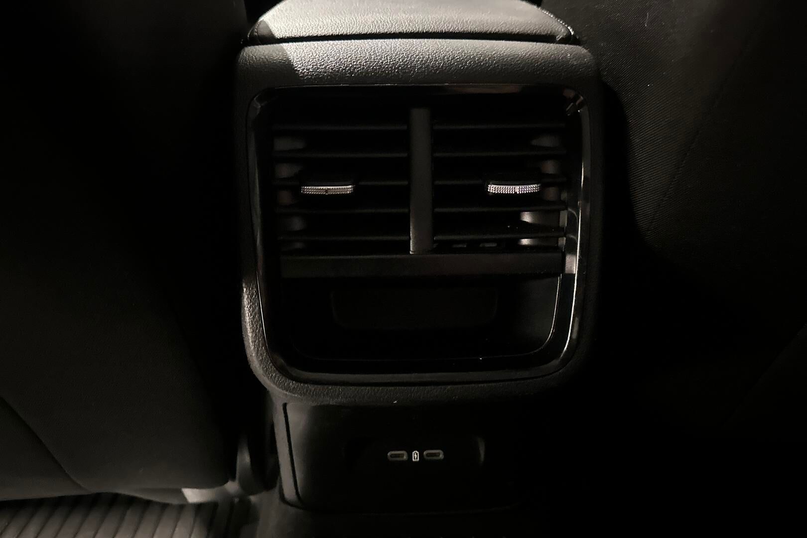 Skoda Octavia iso kuva 28