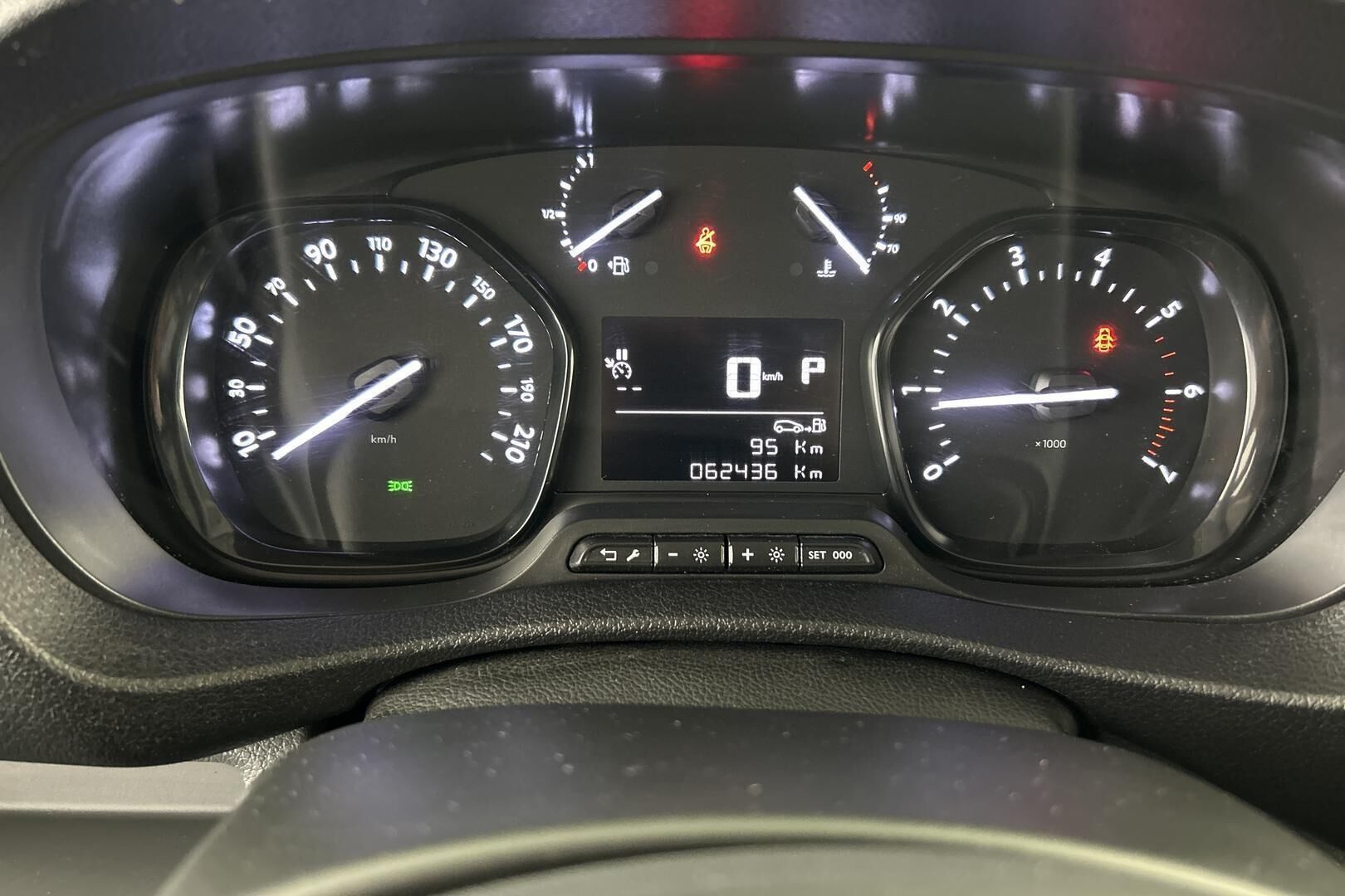 Toyota Proace iso kuva 14